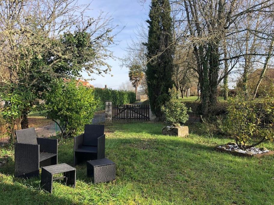 Charmant Gite En Perigord Vert Douchapt Exteriör bild